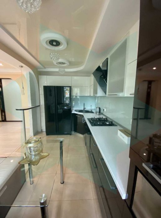 У продажу розкішна 3к. квартира, Тополь 2, 35