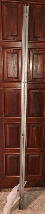 Łącznik ogrodzenia słup betonowy - siatka