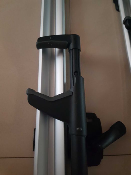 4 uchwyty Thule Proride 591