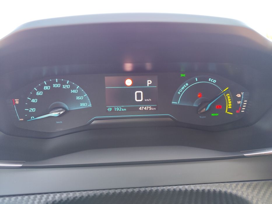 Peugeot e-208 Allure 50kwh