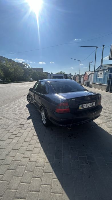 Opel Vectra B 1998 1.8 бензин