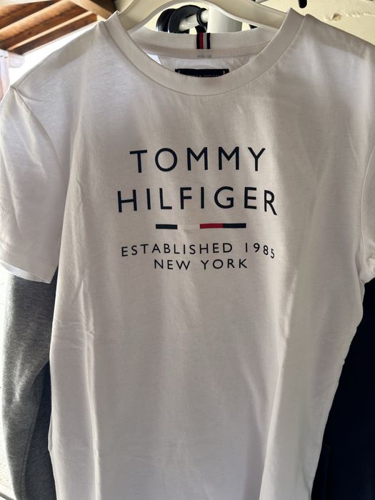 Lote 4 artigos Tommy Hilfiger - Rapaz 14/16 anos