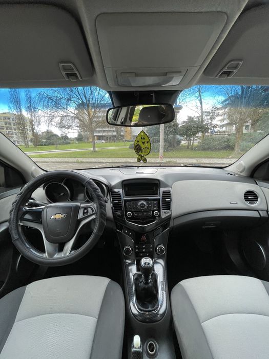 Chevrolet Cruze 1.6 - 2010