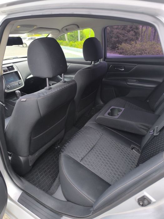 Nissan Altima SV