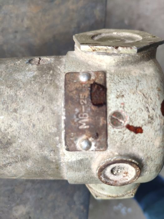 Насос паливний  МВ-25