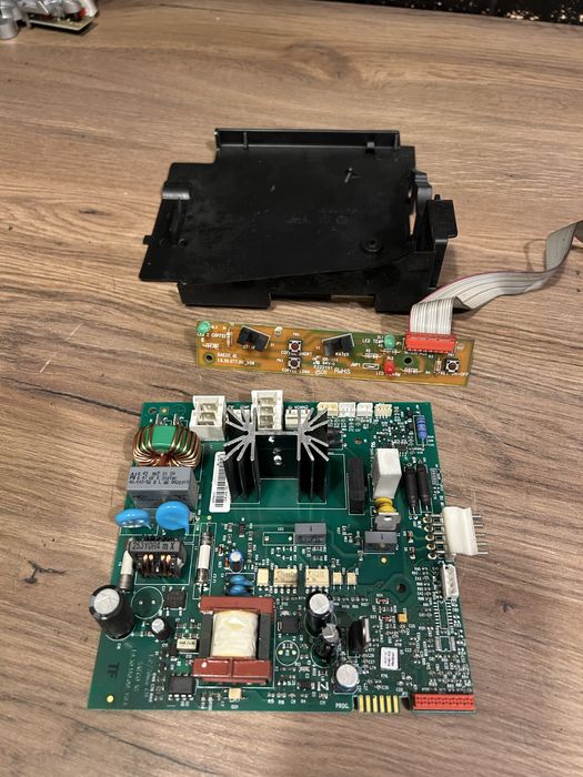 Saeco Xsmall steam SUP033 elektronika główna i panelu