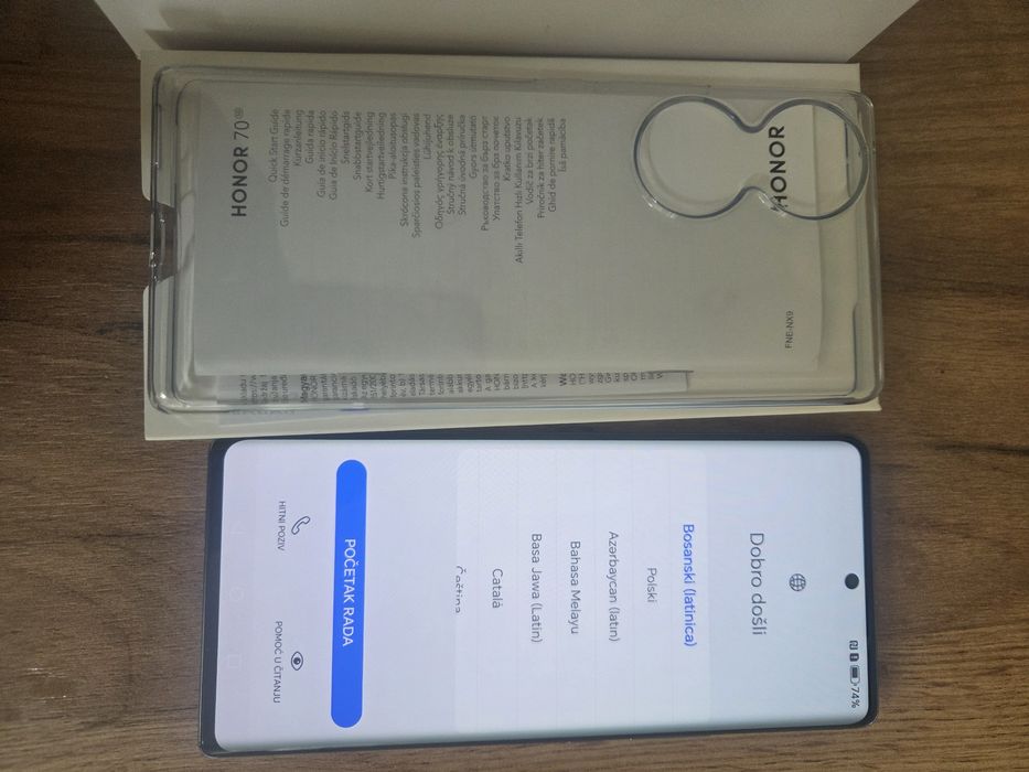 Honor 70 telefon w bdb stanie