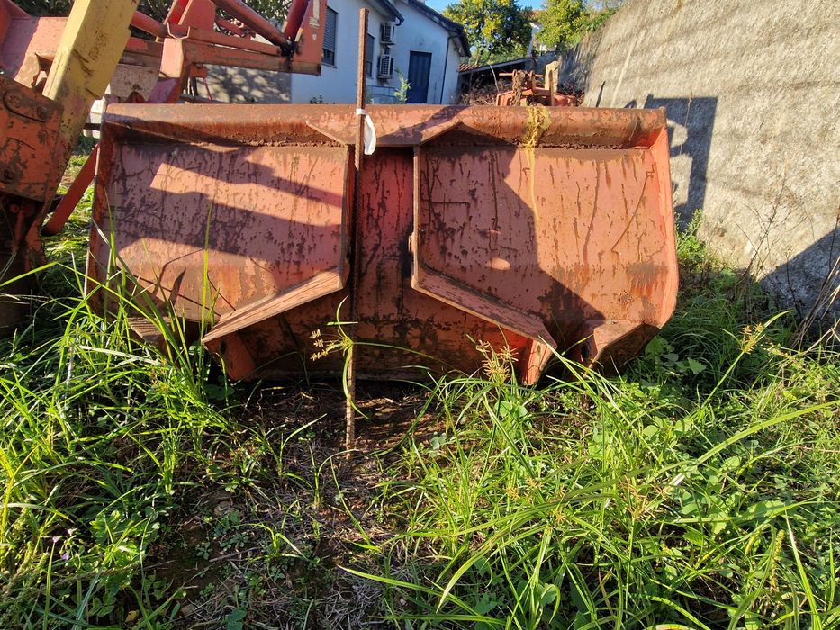 Vendo carregador frontal