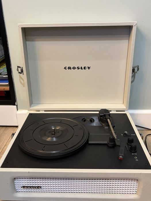 gramofon CROSLEY walizkowy