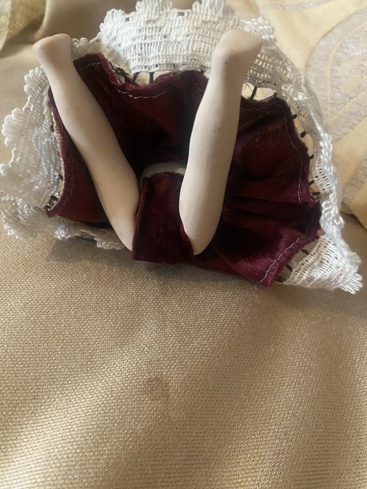Boneca porcelana