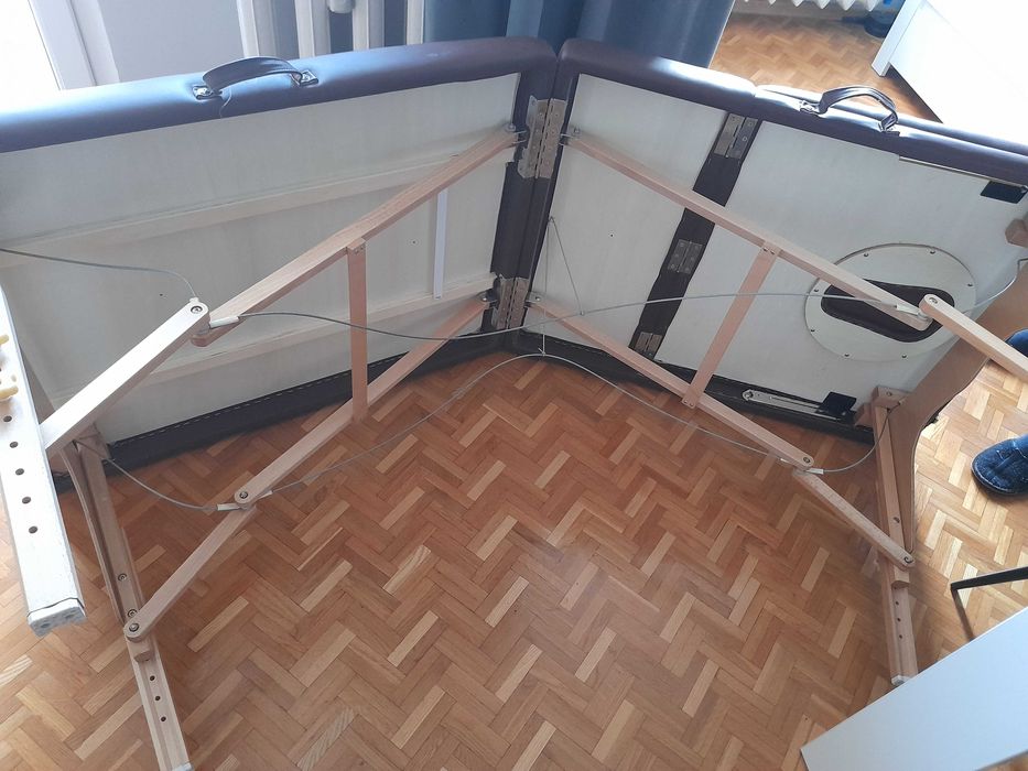 Stół do profesjonalneg masażu