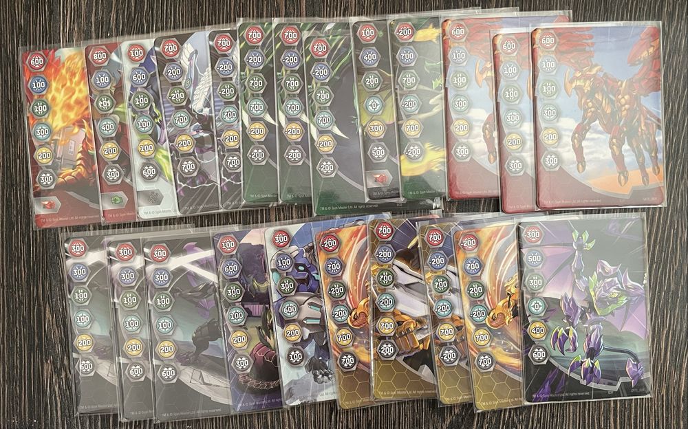Продам карточки Bakugan