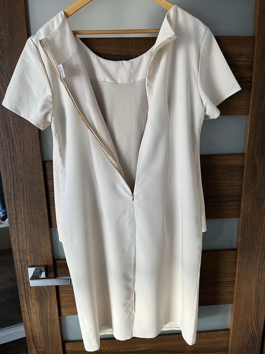 Elegacka sukienka