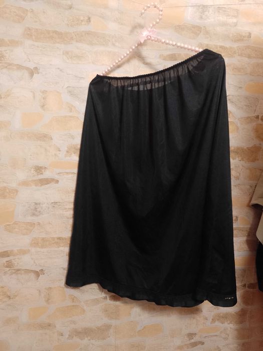 (50/5XL) Miss Helen/ Czarna półhalka halka z Londynu