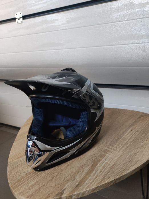 Kask  Awina Kross rozmiar 46-47