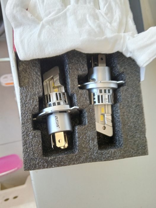 Leds h4 marca oushi novos