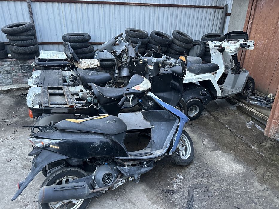 Пластик білий на Honda Gyro x Canopy Gyro up Topic af 38 Honda tact 16 24 30 51 Dio 27 35 56 62 68 Honda Crea Scoopy Honda pcx 125 dio 110 jf 31