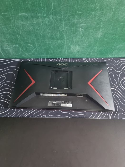 Monitor gamingowy AOC 24G2SAE/BO – stan praktycznie idealny