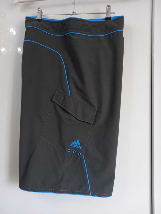 Adidas р. L - XL 48 - 50 пляжные  спортивные шорты