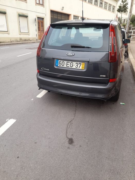 Ford C-Max — fotografia 10