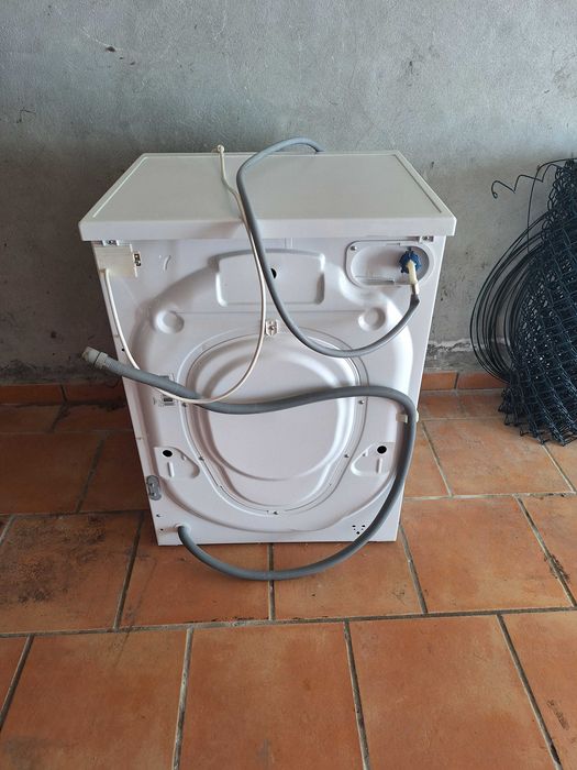 Maquina de lavar roupa