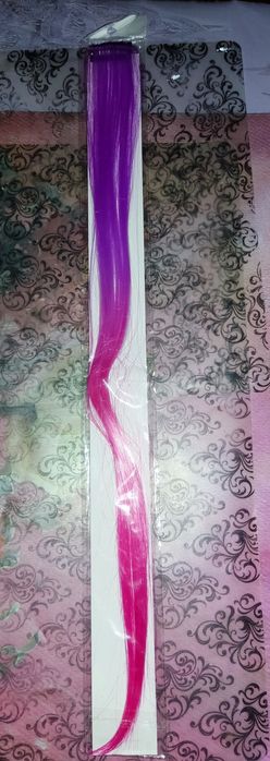 Цветная прядь в волосы.