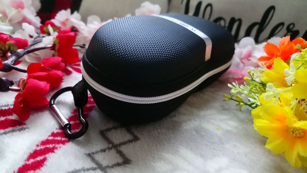 Futerał, etui na okulary twarde