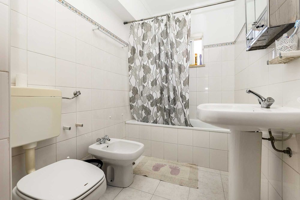 APARTAMENTO T3 VENDA NO CARREGADO PERTO DO OUTLET SHOPPING CAMPERA