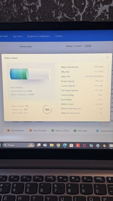 Продам iPhone 12 на 64 гб