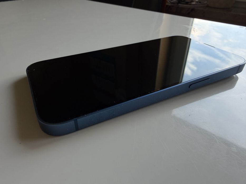 Iphone 13 128gb stan bardzo dobry