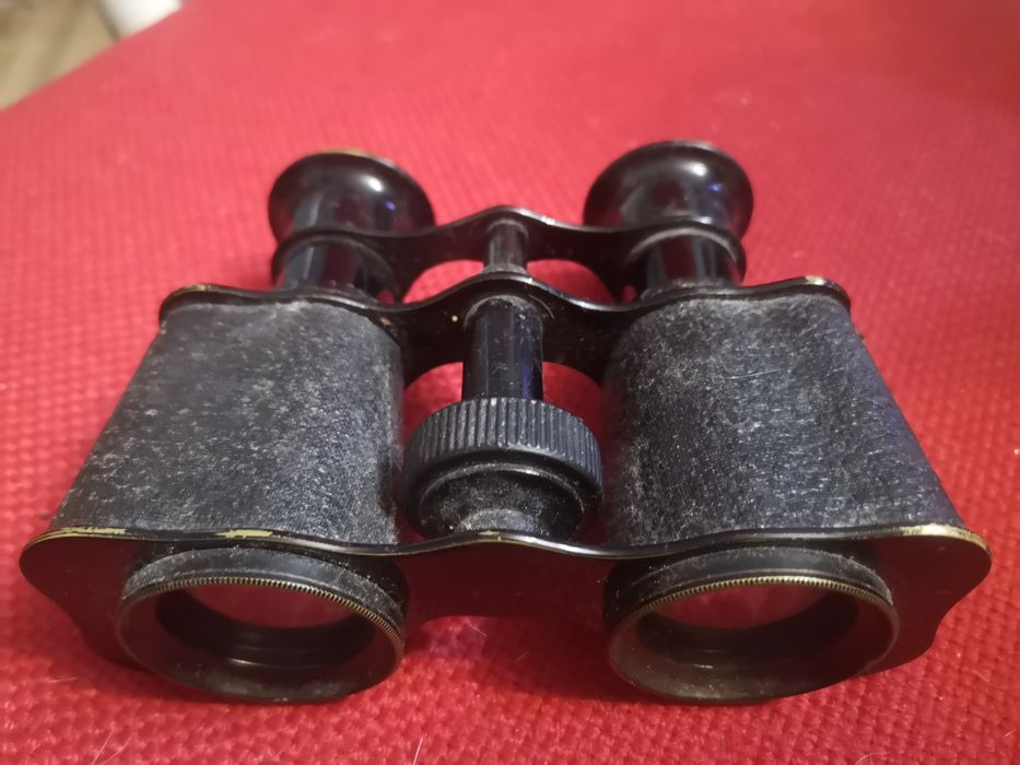 Бинокль театральный
