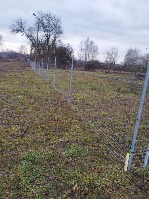 Tanie ogrodzenia budowlane / tymczasowe siatka leśna/słupki metalowe