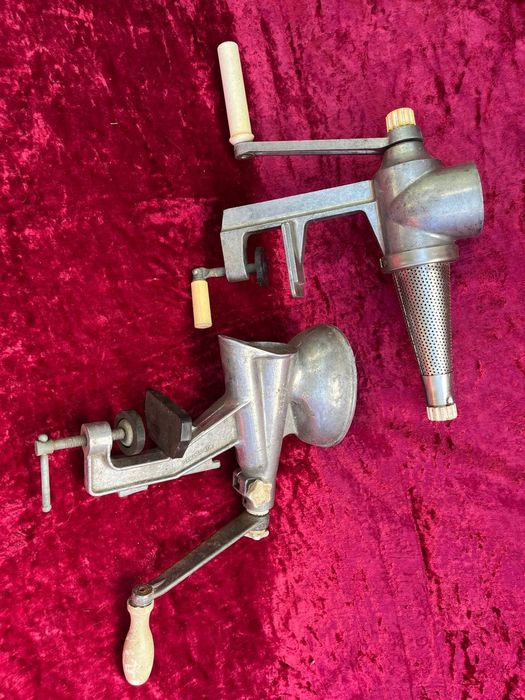 Соковыжималка ручная.