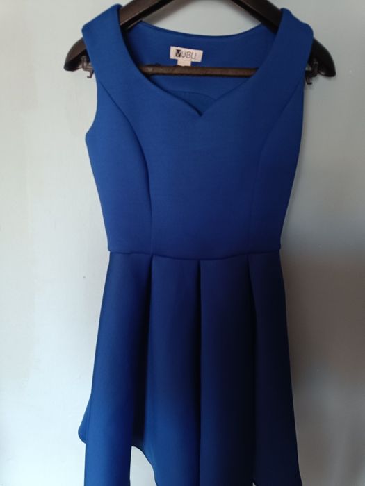 Sprzedam sukienki i buty garnitur