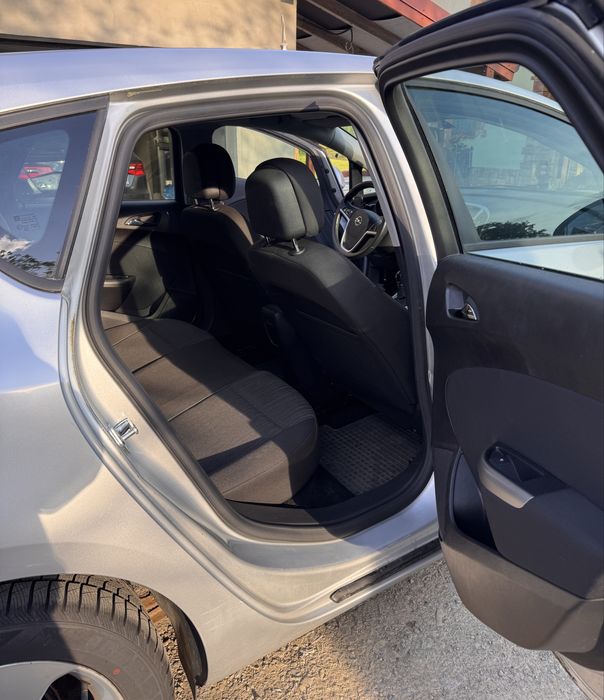 Opel Astra J 2010 1.4 benzyna, 79000KM Przebiegu