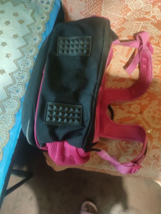 Продам рюкзак для девочки.