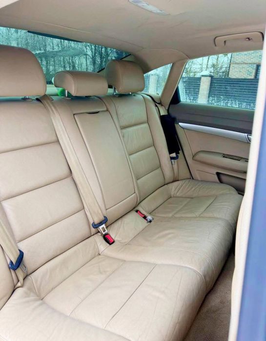 Свіжопригнана AUDI A6C6 2005р