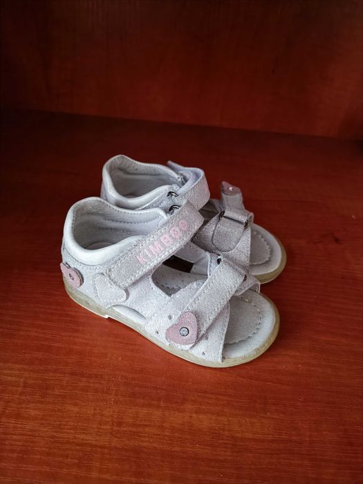 Босоніжки дитячі на дівчинку