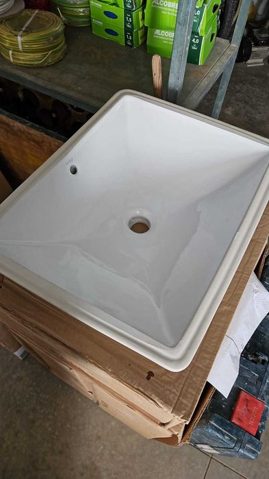 Lavatório Sanitana Aida 55 branco 545x430x157mm (S10060030500000) - Novos (4 unidades disponíveis)