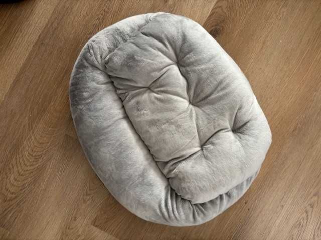 2 camas para cão pequenas