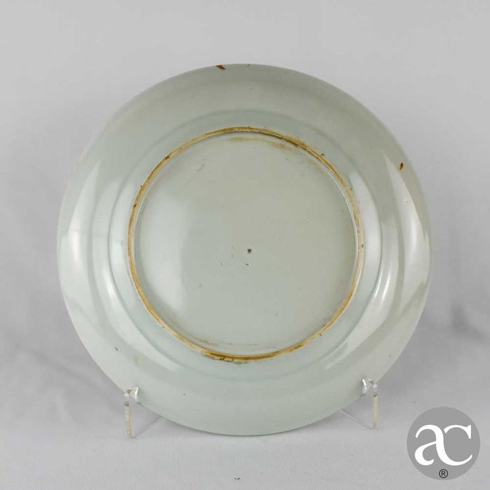 Par de pratos porcelana China, monograma, Reinado Qianlong 1736 a 1795