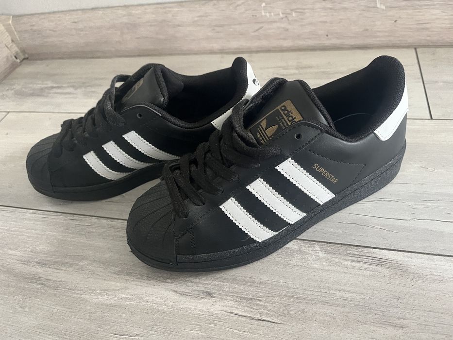 ADIDAS SUPERSTAR czarne r. 37 / 24 cm NOWE / założone raz