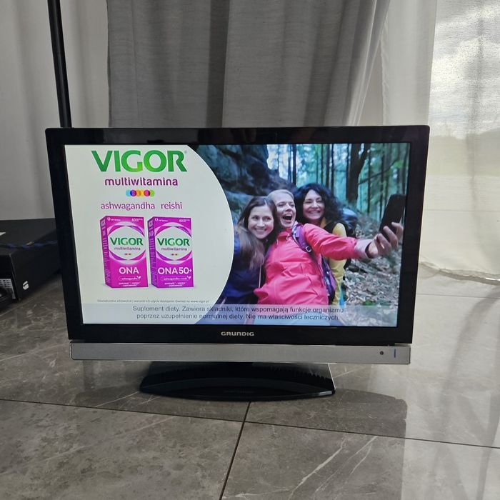 Telewizor 24/ 22 Cali