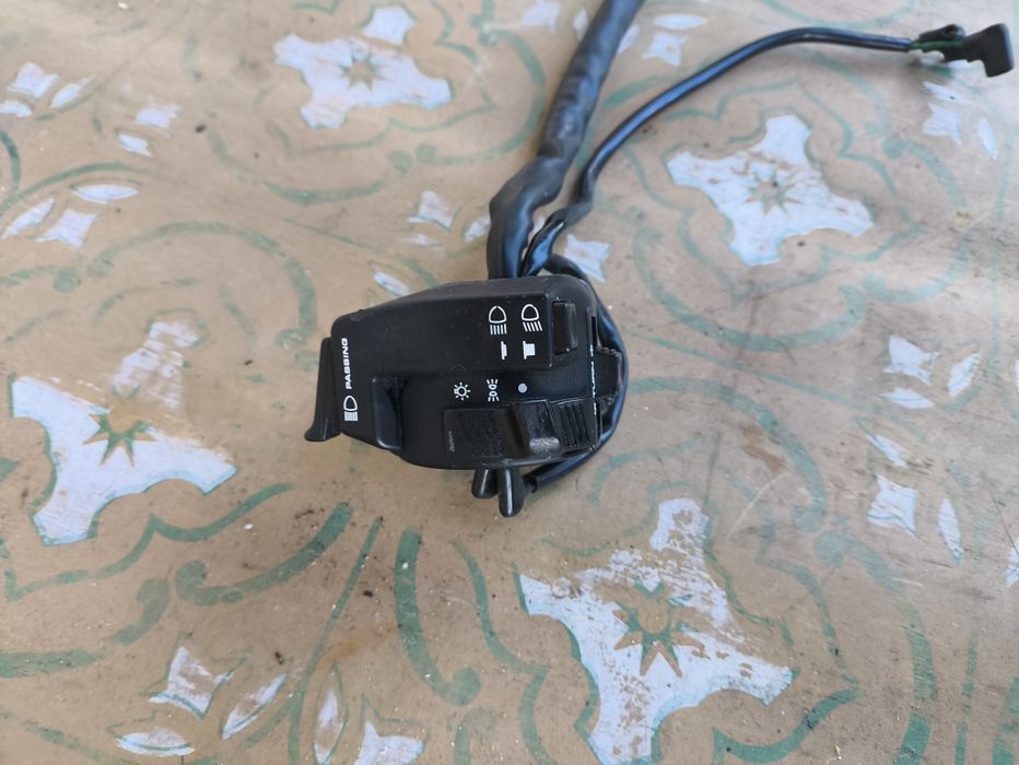 Honda 954 przełącznik lewy