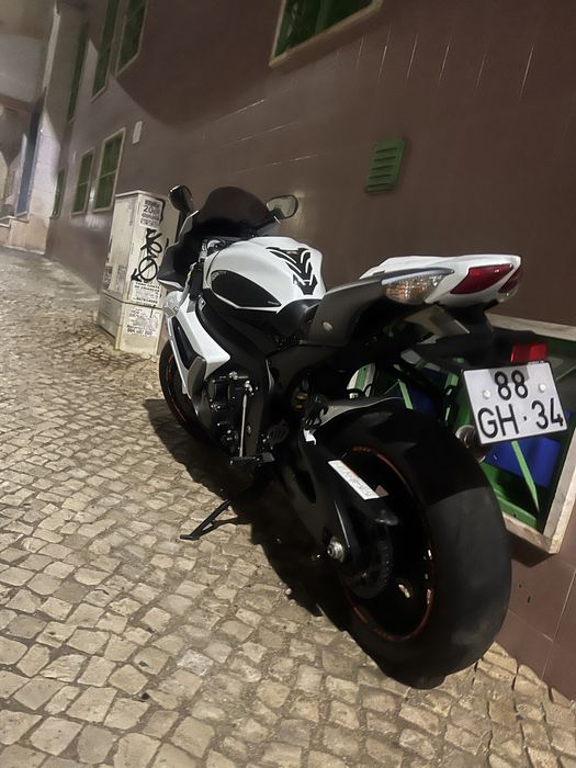 Suzuki gsxr 750 k8 ( imaculada )