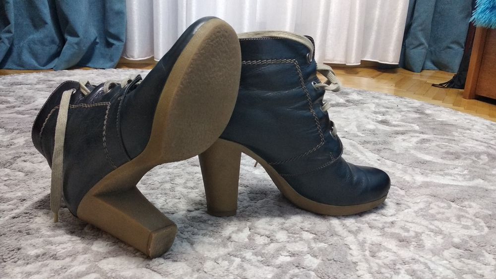 Шкіряні черевички