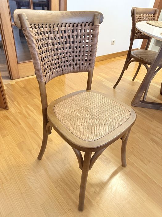 Conjunto de 4 cadeiras Gato Preto