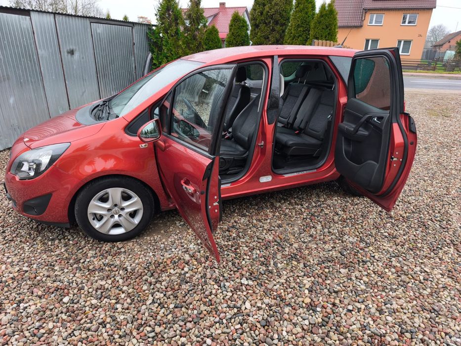 Opel Meriva B 1.4T 2012r  Bogata wersja Cosmo Sprowadzony