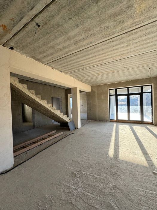 Продається будинок у топовій локації!