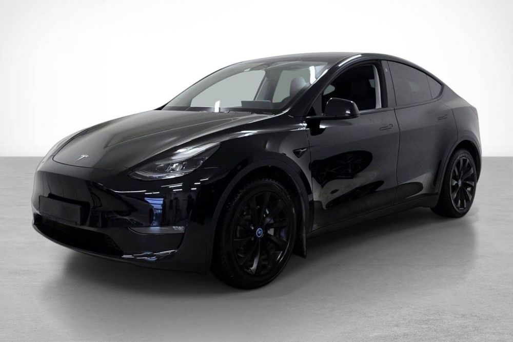 Tesla Y